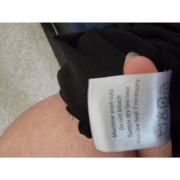 Soft Black Ruched Tulip Dress Size L - Picture 6 of 6